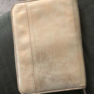 clhei Other - Clhei gold metallic Folio clhei Other - Clhei gold metallic Folio